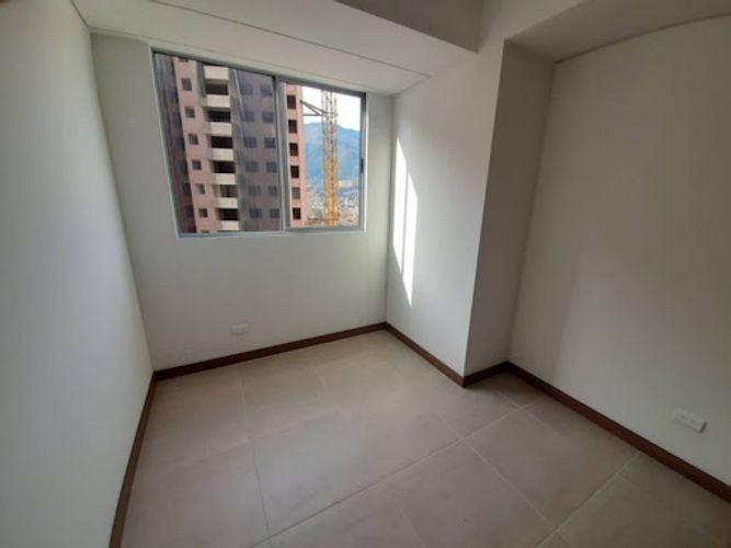Apartamento de 3 alcobas en venta en San Jose Obrero, Bello, 73 m² · foto 6 de 9