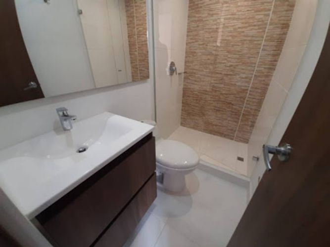Apartamento de 3 alcobas en venta en San Jose Obrero, Bello, 73 m² · foto 8 de 9