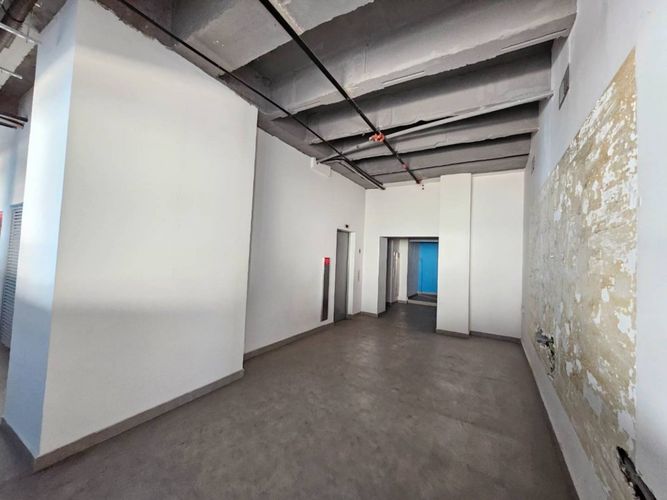 Local en arriendo en Mejoras Publicas, Bucaramanga, 800 m² · foto 6 de 11