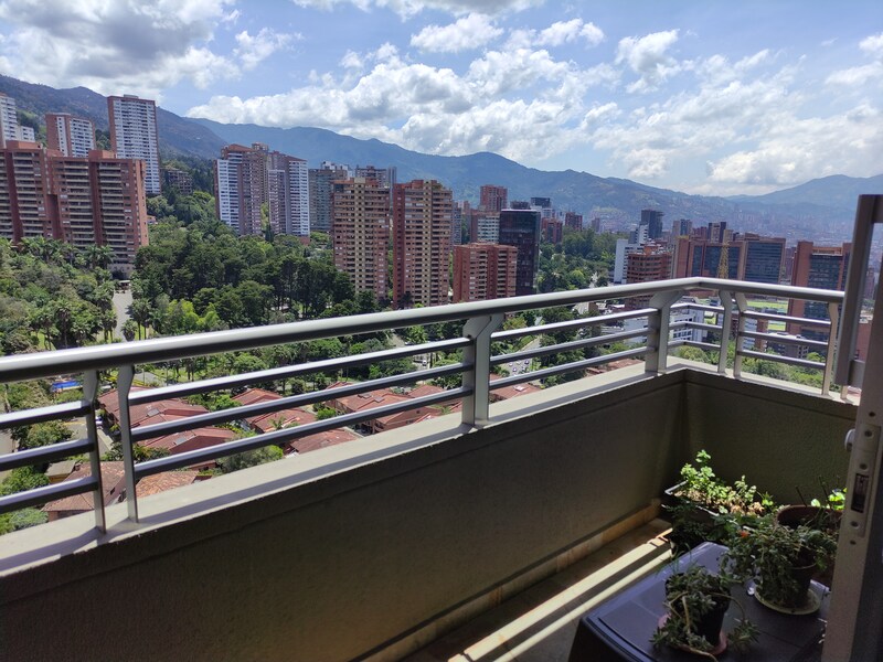 Apartamento en arriendo en El Poblado, Medellín · foto 16 de 17