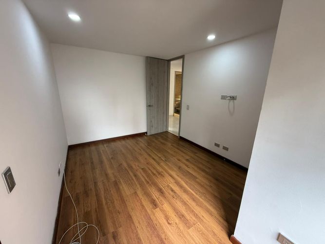 Apartamento en arriendo en Milla De Oro, Medellín · foto 13 de 24