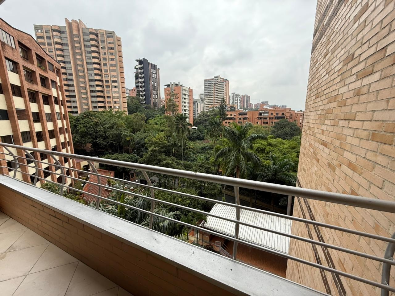 Apartamento en arriendo en Milla De Oro, Medellín · foto 17 de 24