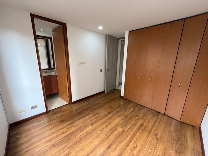 Apartamento en arriendo en Milla De Oro, Medellín · foto 15 de 24