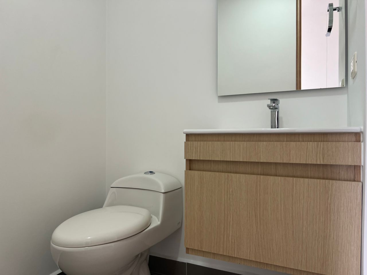 Apartamento en arriendo en La Pradera, Envigado · foto 15 de 18