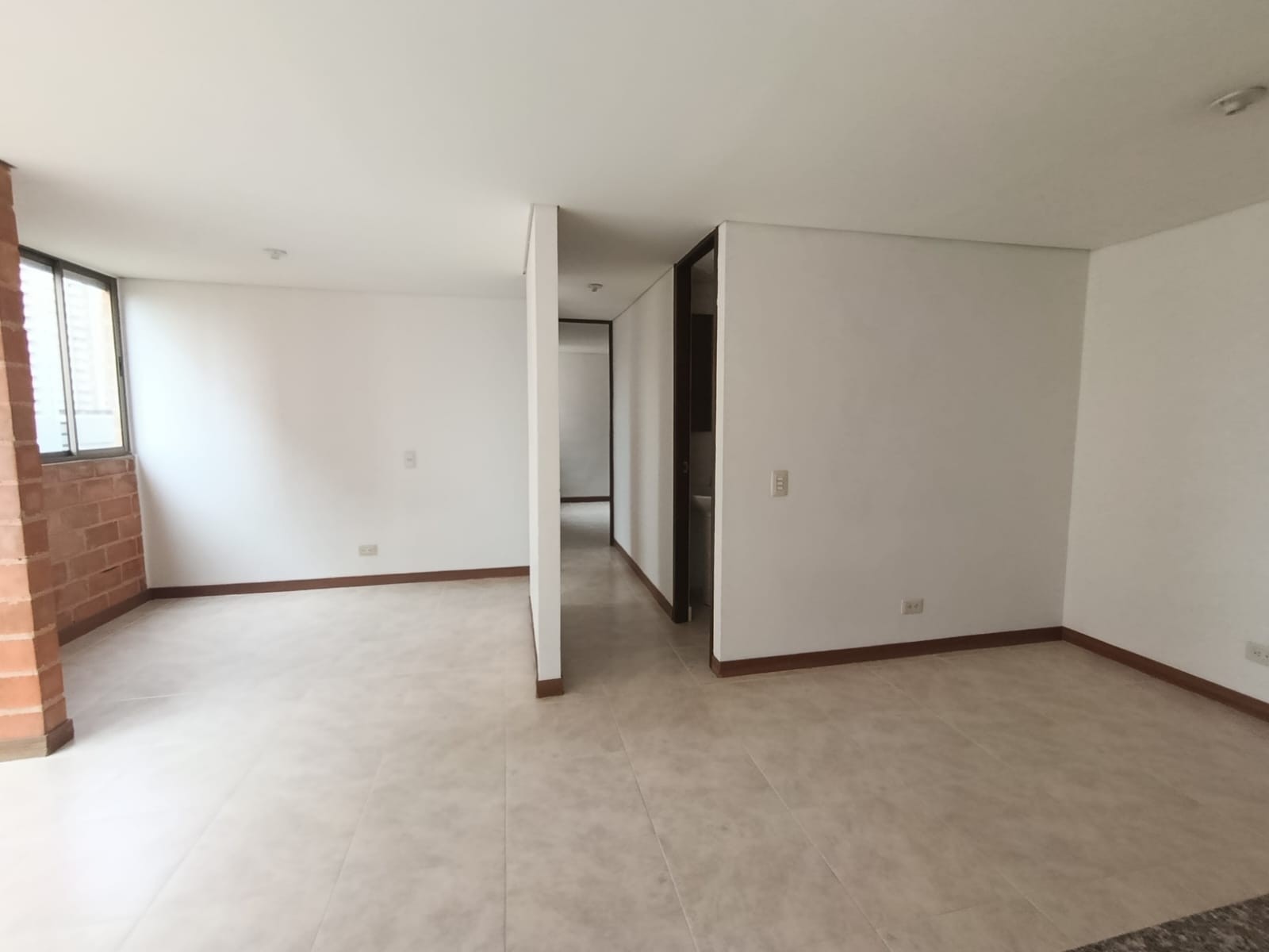 Apartamento en venta en La Ferreria, La Estrella · foto 8 de 24