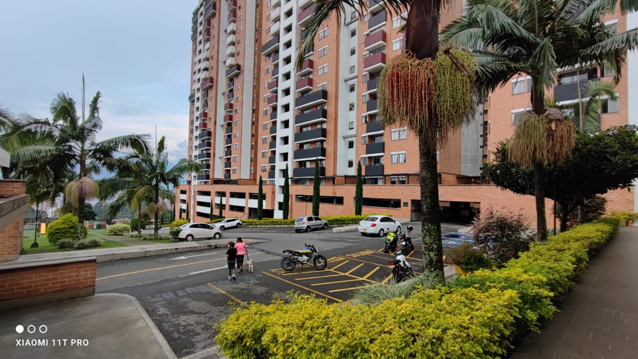 Apartamento en venta en La Ferreria, La Estrella · foto 12 de 24