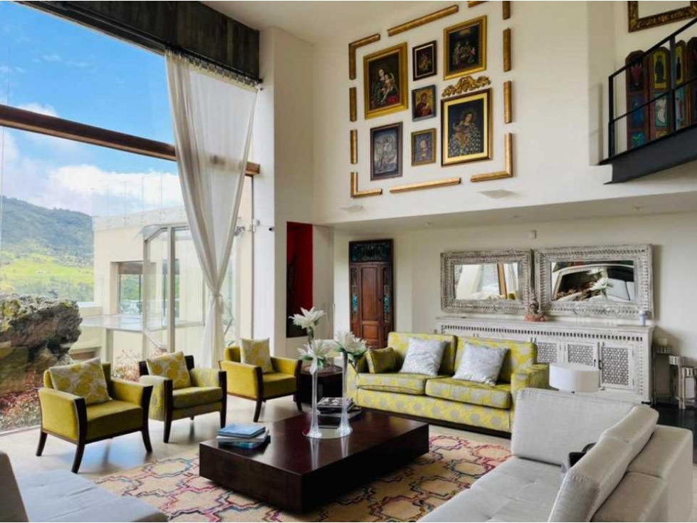 Casa en venta en El Libano, La Calera · foto 2 de 24