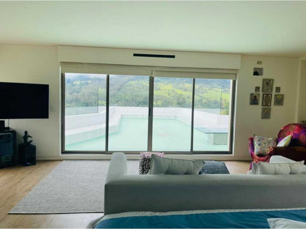 Casa en venta en El Libano, La Calera · foto 15 de 24