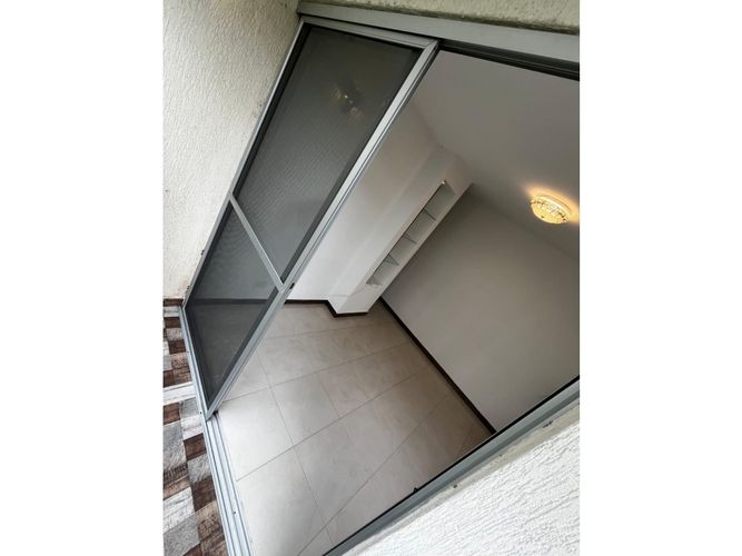 Apartamento de 3 alcobas en venta en Cr. Los Naranjos, Jamundí, 60 m² · foto 2 de 22