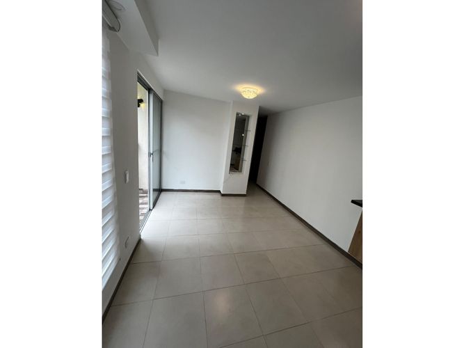 Apartamento de 3 alcobas en venta en Cr. Los Naranjos, Jamundí, 60 m² · foto 5 de 22