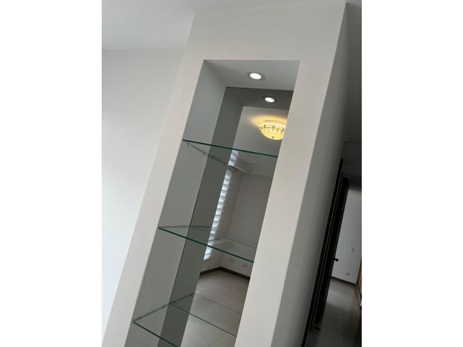 Apartamento de 3 alcobas en venta en Cr. Los Naranjos, Jamundí, 60 m² · foto 9 de 22