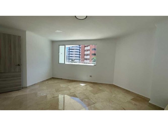 Casa de 5 alcobas en venta en Lago Alto, Barranquilla, 390 m² · foto 16 de 18