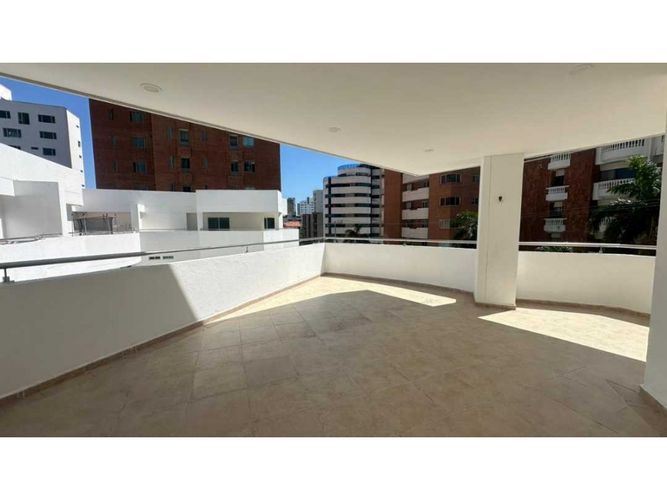 Casa de 5 alcobas en venta en Lago Alto, Barranquilla, 390 m² · foto 18 de 18