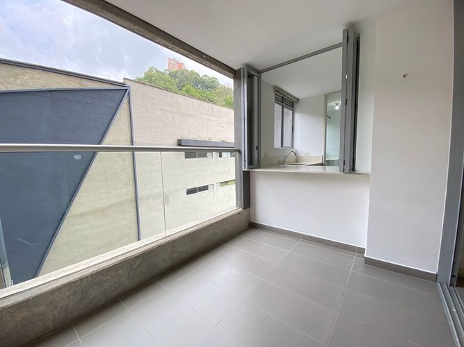 Apartamento de 3 alcobas en arriendo en Castropol, Medellín, 108 m² · foto 15 de 16