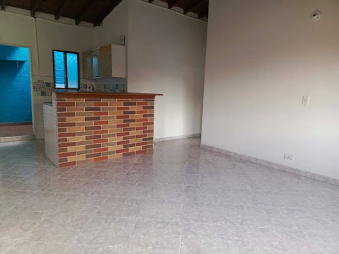 Local en arriendo en Sevilla, Medellín, 30 m² · foto 8 de 20