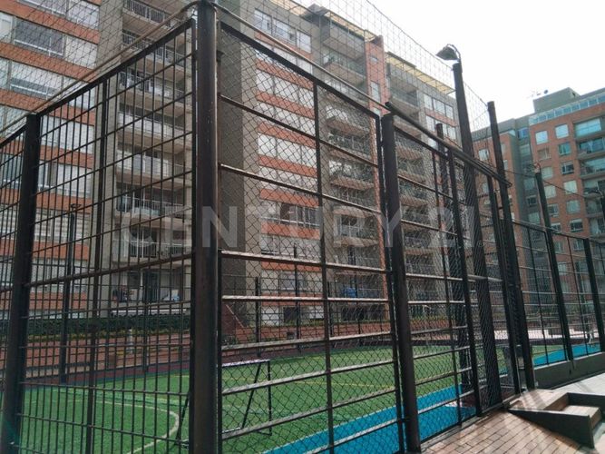 Apartamento de 3 alcobas en venta en Ciudad Salitre Oriental, Bogotá, 246 m² · foto 4 de 20
