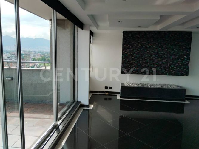 Apartamento de 3 alcobas en venta en Ciudad Salitre Oriental, Bogotá, 246 m² · foto 5 de 20