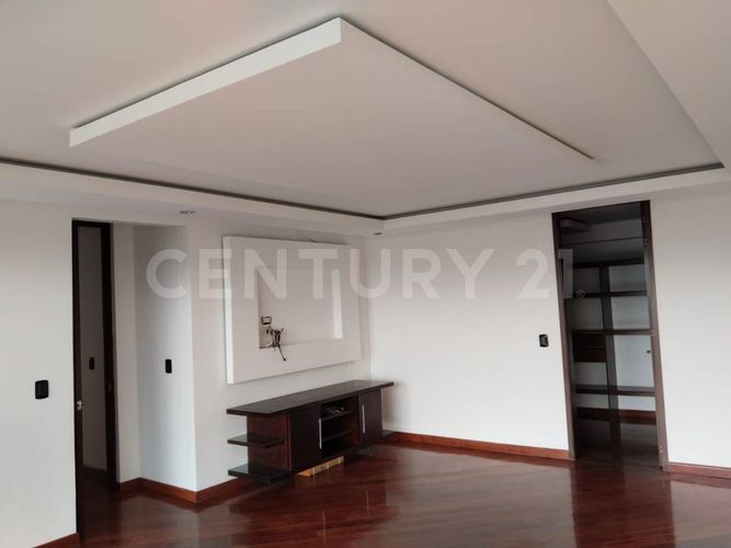 Apartamento de 3 alcobas en venta en Ciudad Salitre Oriental, Bogotá, 246 m² · foto 9 de 20