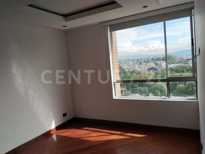 Apartamento de 3 alcobas en venta en Ciudad Salitre Oriental, Bogotá, 246 m² · foto 14 de 20