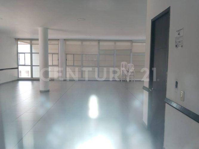 Apartamento de 3 alcobas en venta en Ciudad Salitre Oriental, Bogotá, 246 m² · foto 18 de 20