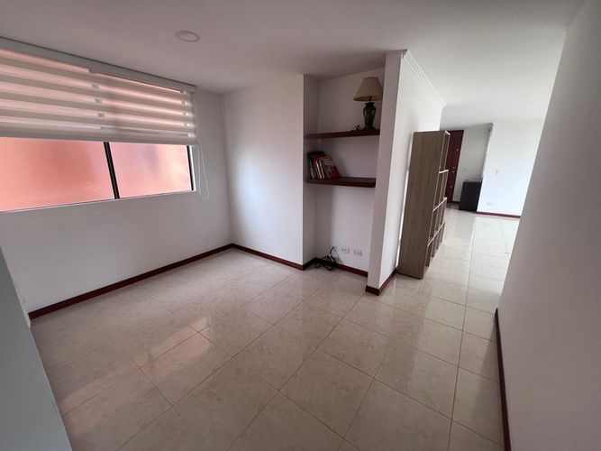 Apartamento de 4 alcobas en arriendo en Los Balsos, Medellín, 140 m² · foto 4 de 23