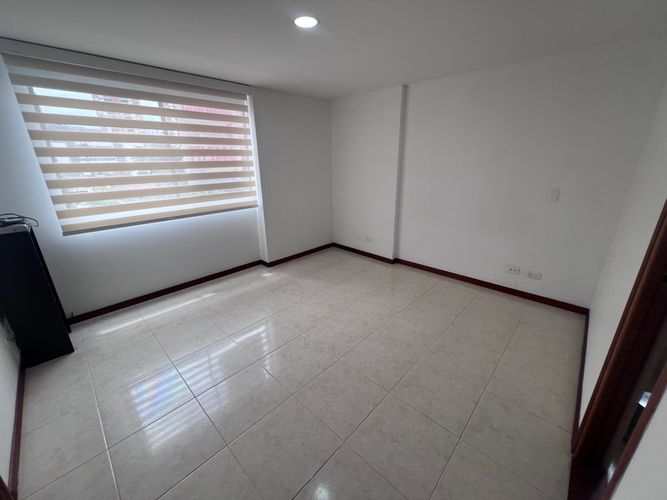 Apartamento de 4 alcobas en arriendo en Los Balsos, Medellín, 140 m² · foto 8 de 23