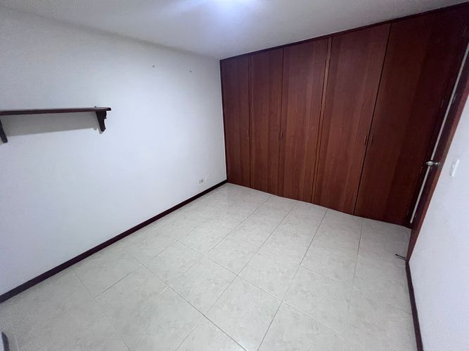 Apartamento de 4 alcobas en arriendo en Los Balsos, Medellín, 140 m² · foto 9 de 23