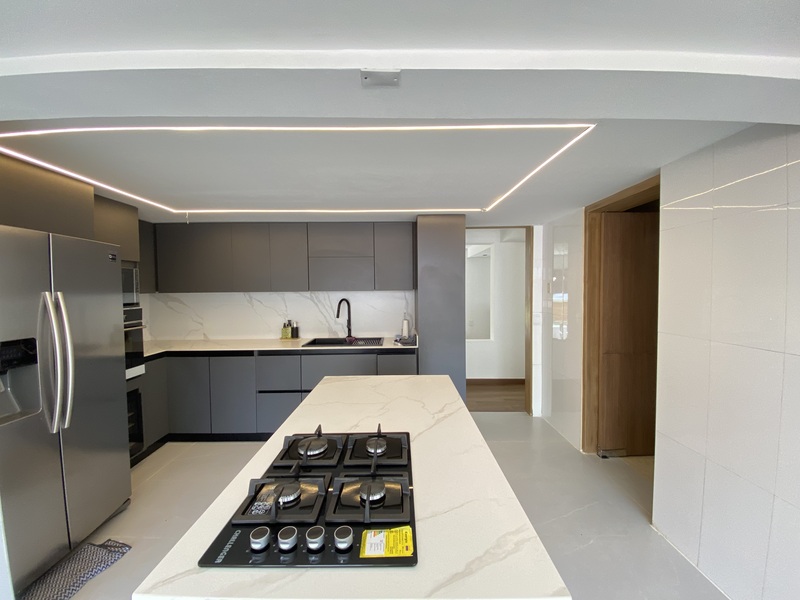 Apartamento en arriendo en El Poblado, Medellín · foto 4 de 15