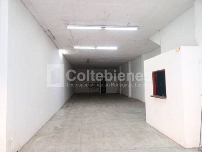 Local en arriendo en Centro, Bello, 126 m² · foto 2 de 5