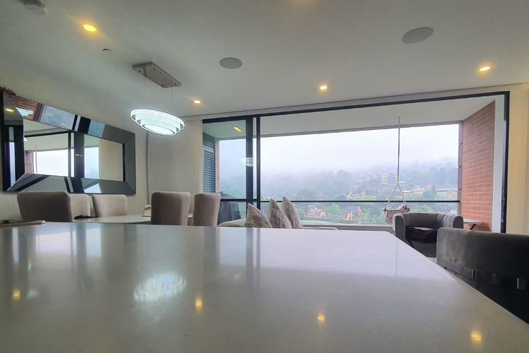 Apartamento de 3 alcobas en venta en Mugá, Envigado, 115 m² · foto 3 de 24