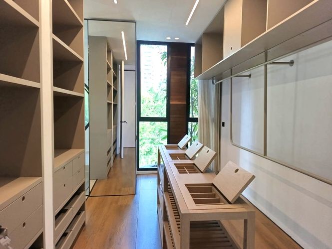 Apartamento de 2 alcobas en venta en El Poblado, Medellín, 203 m² · foto 19 de 19