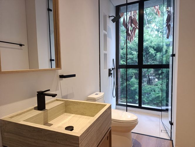 Apartamento de 2 alcobas en venta en El Poblado, Medellín, 203 m² · foto 18 de 19