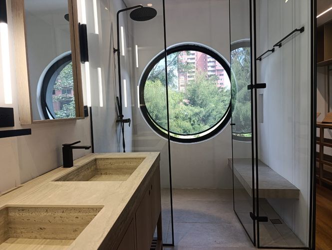 Apartamento de 2 alcobas en venta en El Poblado, Medellín, 203 m² · foto 17 de 19