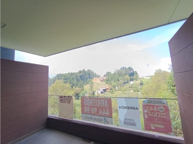 Oficina en arriendo en Las Palmas, Envigado, 64 m² · foto 8 de 10