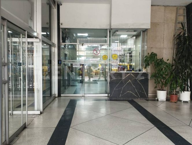 Oficina en arriendo en San Isidro, Zipaquirá, 45 m² · foto 2 de 10