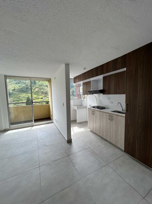 Apartamento en venta en La Tablaza, La Estrella · foto 10 de 12