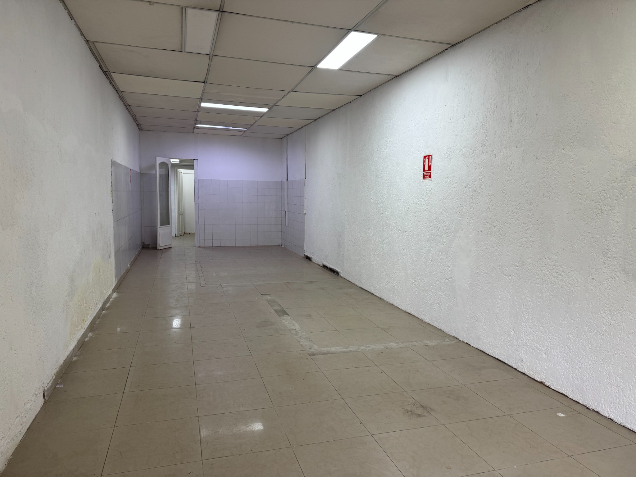 EN RIVERA Y SOCA ZONA COMERCIAL A MTS DE PARADA DE BUS