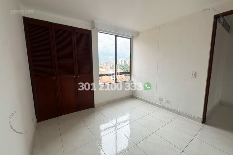 Apartamento de 3 alcobas en arriendo en Laureles, Medellín, 99 m² · foto 21 de 24