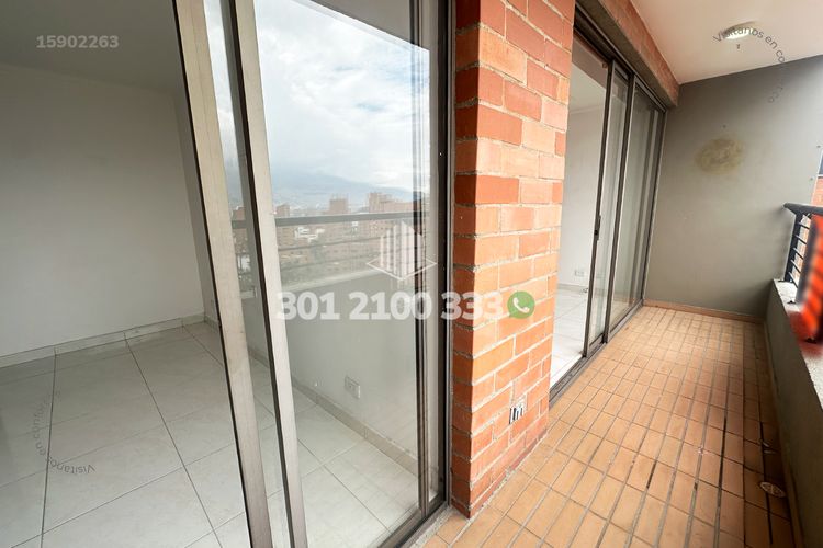 Apartamento de 3 alcobas en arriendo en Laureles, Medellín, 99 m² · foto 6 de 24