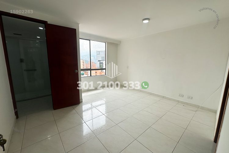 Apartamento de 3 alcobas en arriendo en Laureles, Medellín, 99 m² · foto 13 de 24