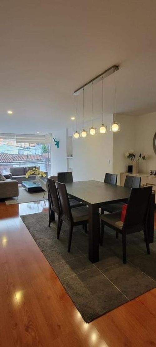Apartamento en venta en Santa Barbara Alta, Bogotá, 100 m² · foto 2 de 7