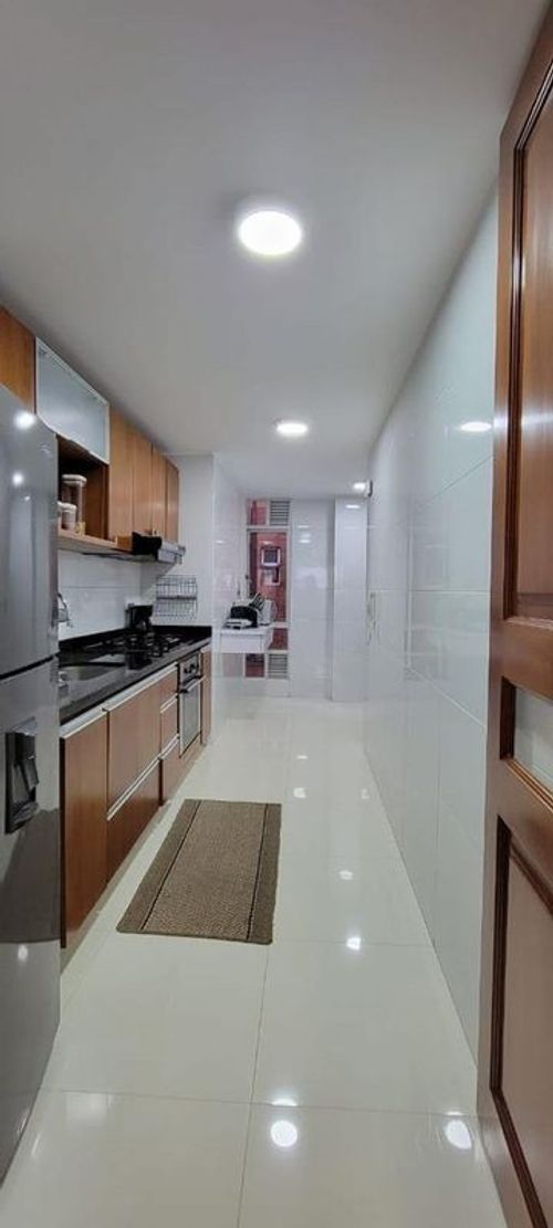 Apartamento en venta en Santa Barbara Alta, Bogotá, 100 m² · foto 5 de 7