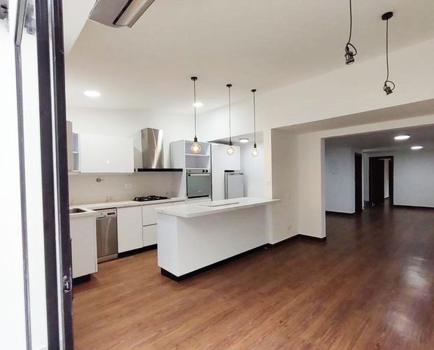 Casa de 4 alcobas en venta en Belén, Medellín, 156 m² · foto 6 de 13