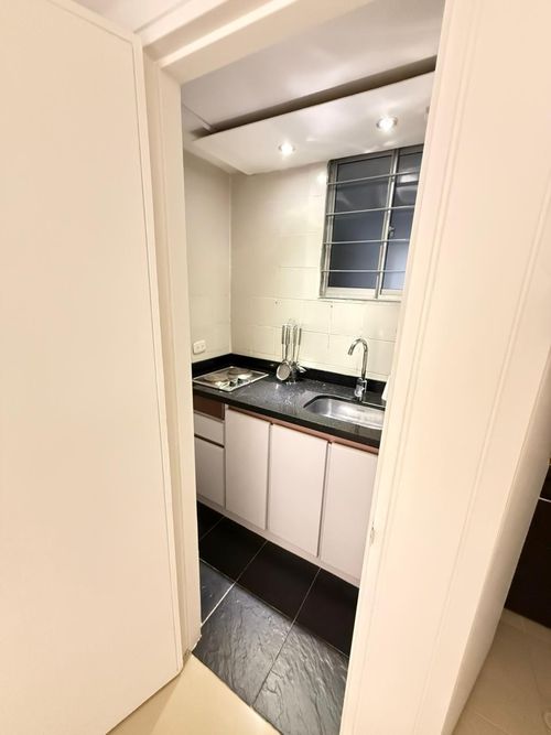 Apartaestudio en venta en El Virrey, Bogotá, 20 m² · foto 19 de 24