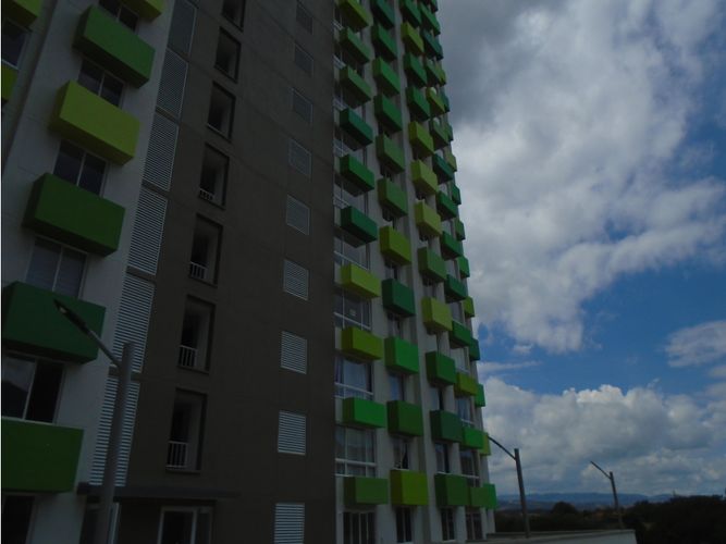 Apartamento de 3 alcobas en venta en Ruitoque, Girón, 53 m² · foto 21 de 21