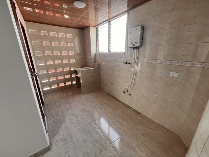 Apartamento de 3 alcobas en venta en Santa Anita, Cali, 105 m² · foto 6 de 24