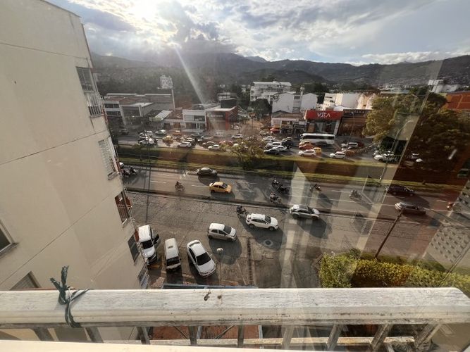 Apartamento de 3 alcobas en venta en Santa Anita, Cali, 105 m² · foto 9 de 24