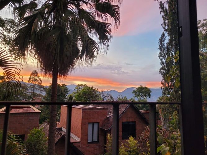 Casa de 3 alcobas en venta en La Sebastiana, Envigado, 220 m² · foto 8 de 24