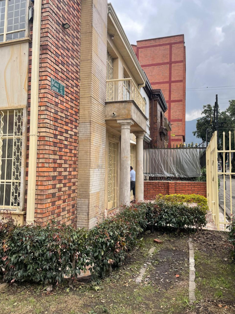 Casa en venta en San Luis, Bogotá · foto 3 de 24