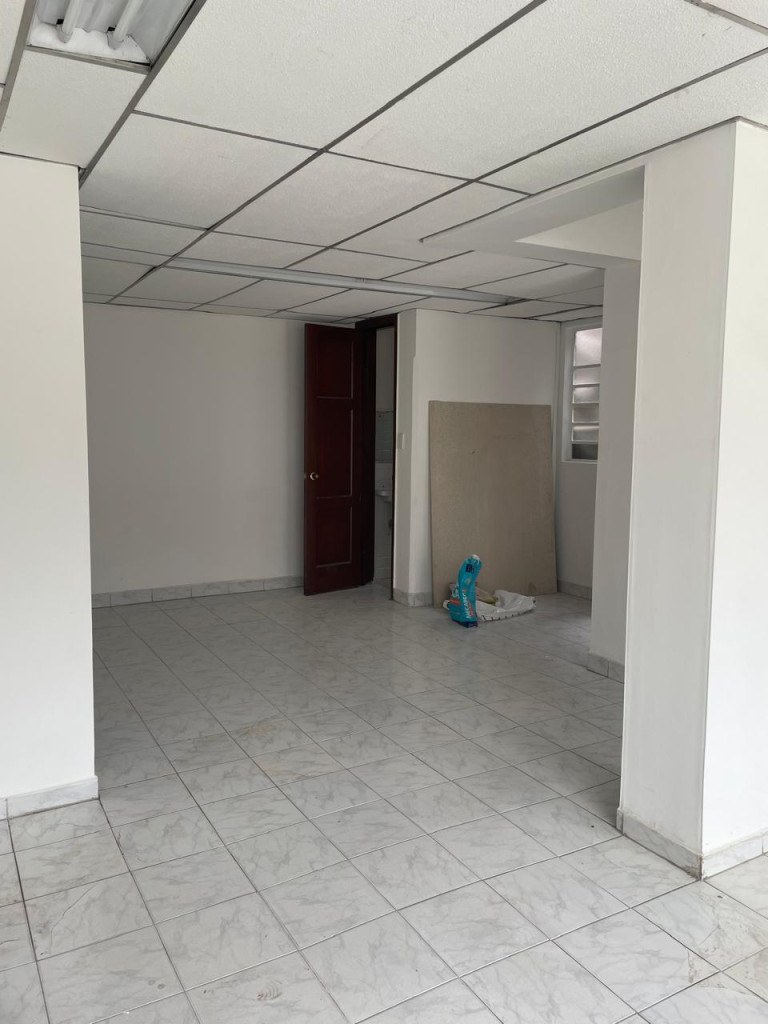 Casa en venta en San Luis, Bogotá · foto 5 de 24